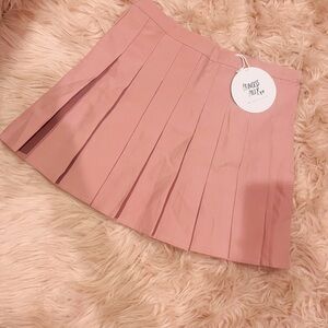 Princess Polly pink skirt